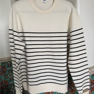 NEW Uniqlo Cream Knit Sweater